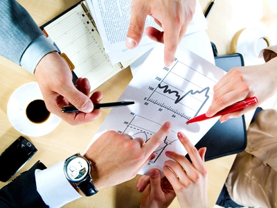 Mediul de afaceri, sub presiune: Mii de firme și-au suspendat activitatea