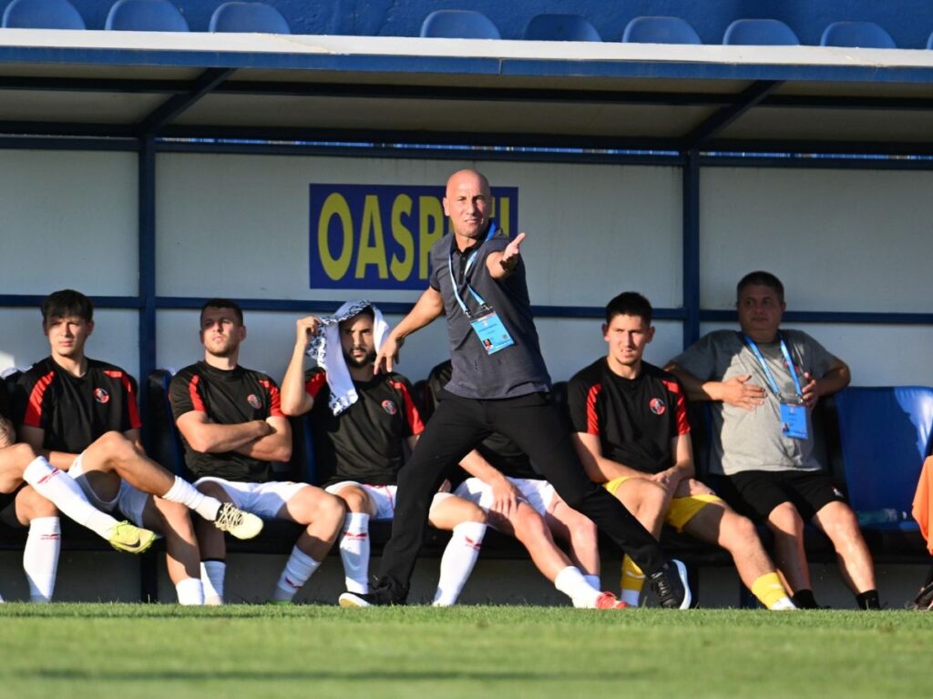 Robert Ilyeș, supărat după înfrângerea la limită cu FCSB: „Rar îi mai prinzi îi așa hal”