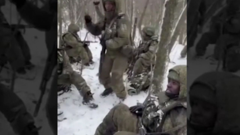 „Trebuie să scapi sau mori”: mărturii ale africanilor forţaţi să lupte pentru Rusia în războiul din Ucraina