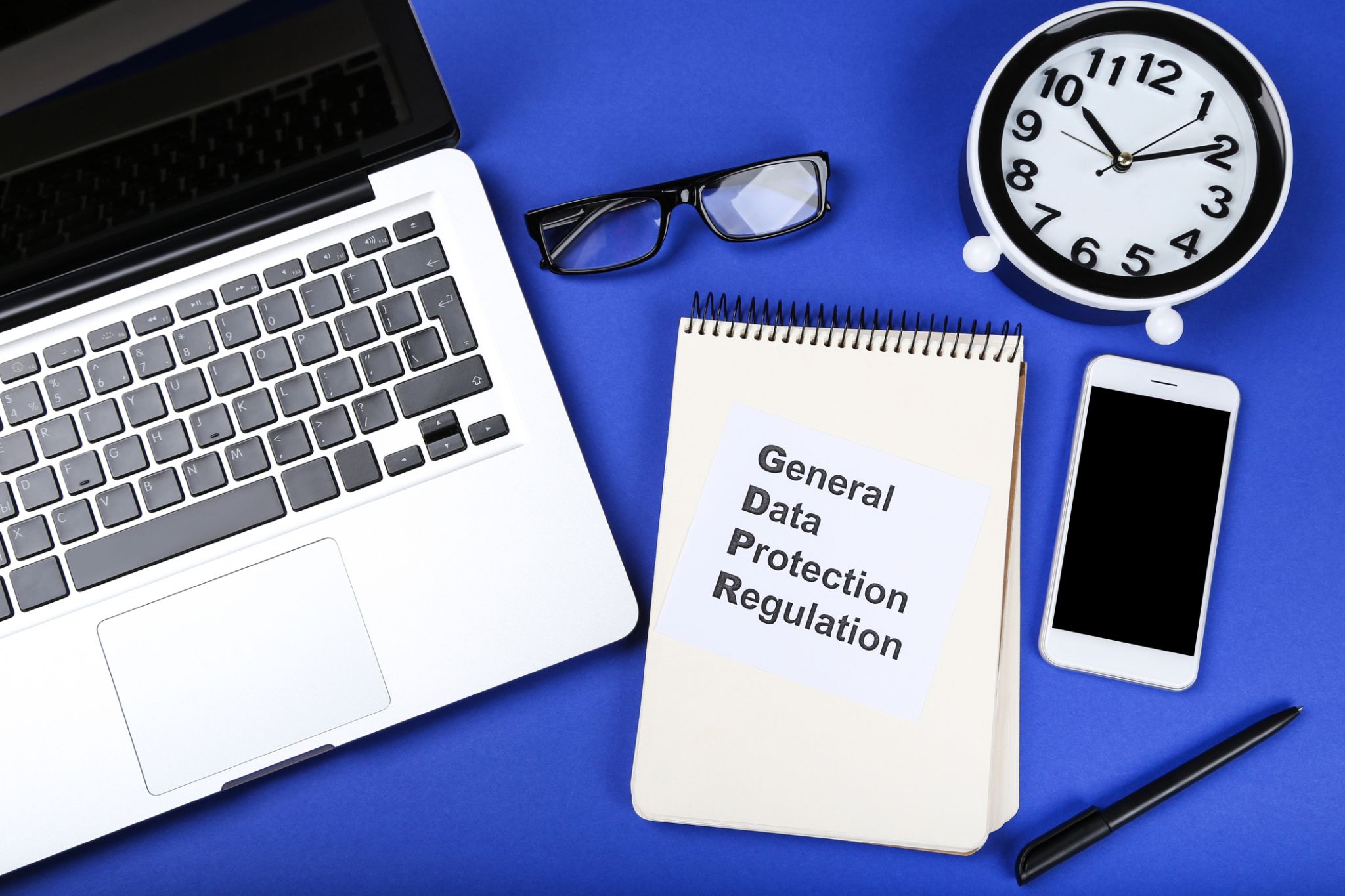 20.000 EUR, amendă GDPR pentru magazinul online de optică Lensa