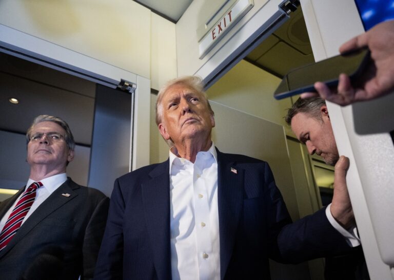 Donald Trump refuză să-și ceară scuze pentru clipul AI în care soții Obama apar ca maimuțe: „Nu am greșit, am văzut doar începutul”