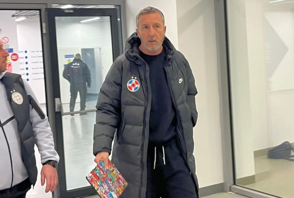 Mihai Stoica a anunțat 3 întăriri pentru etapa viitoare, după eșecul din Bănie: „A durat mai mult decât ne așteptam”