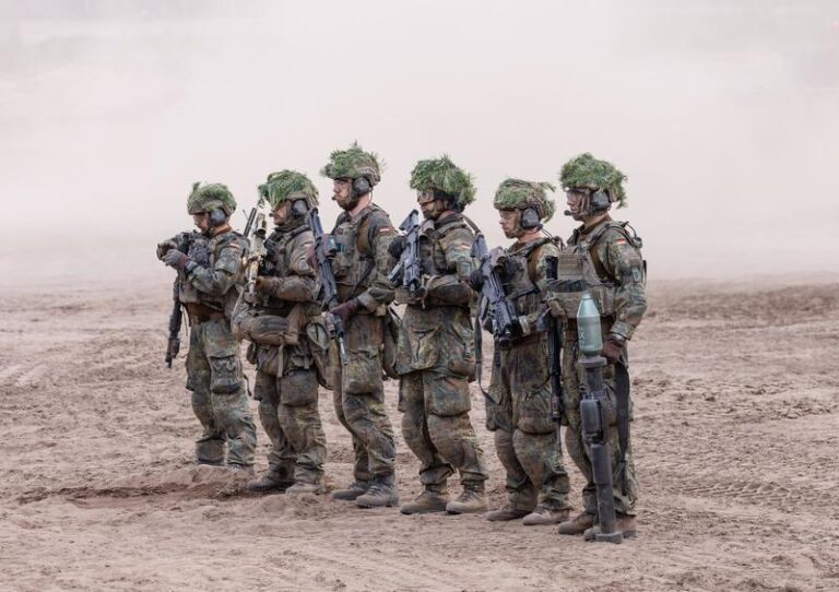 Armata germană va fi antrenată de militari ucraineni, după ce miniștrii apărării din cele două state au semnat acordul