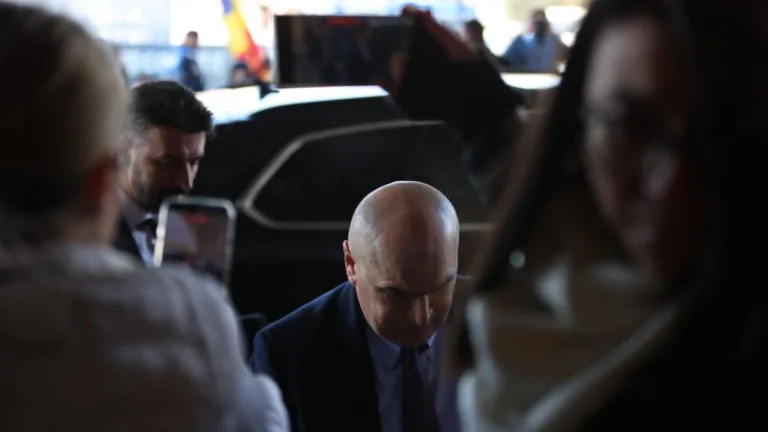 Ilie Bolojan, mișcare făcută cu intenție sau din greșeală? „Cred că premierul a fost sfătuit prost. E un fenomen groaznic”