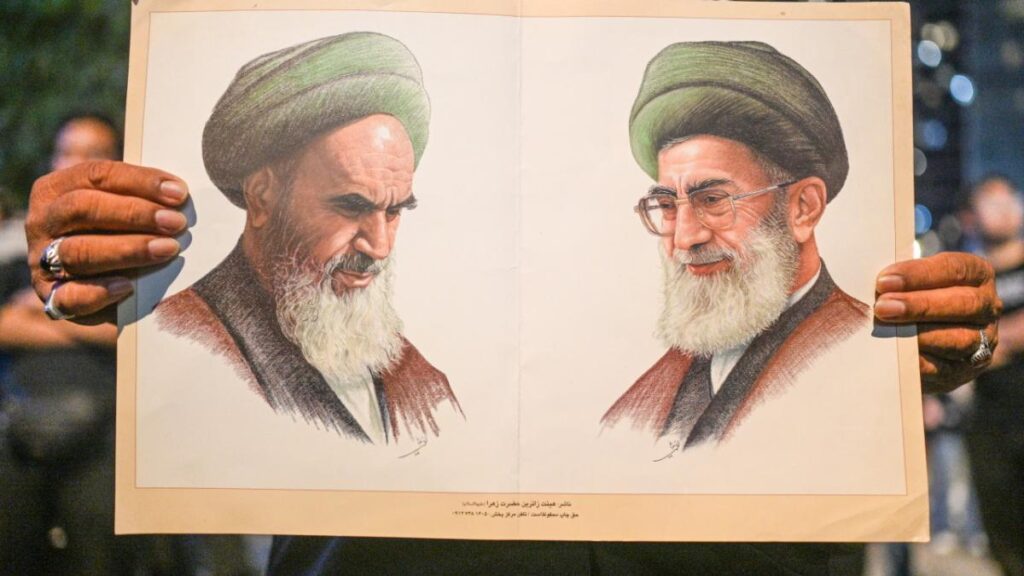 Iranul a încălcat regula lăsată cu limbă de moarte de ayatollahul Ruhollah Khomeini, primul lider suprem al țării