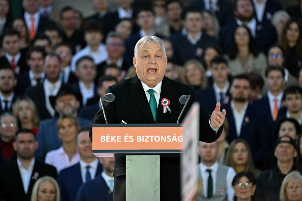 Viktor Orban, discurs anti-Bruxelles la un miting electoral: „Vor să ia și banii copiilor și nepoților noștri”