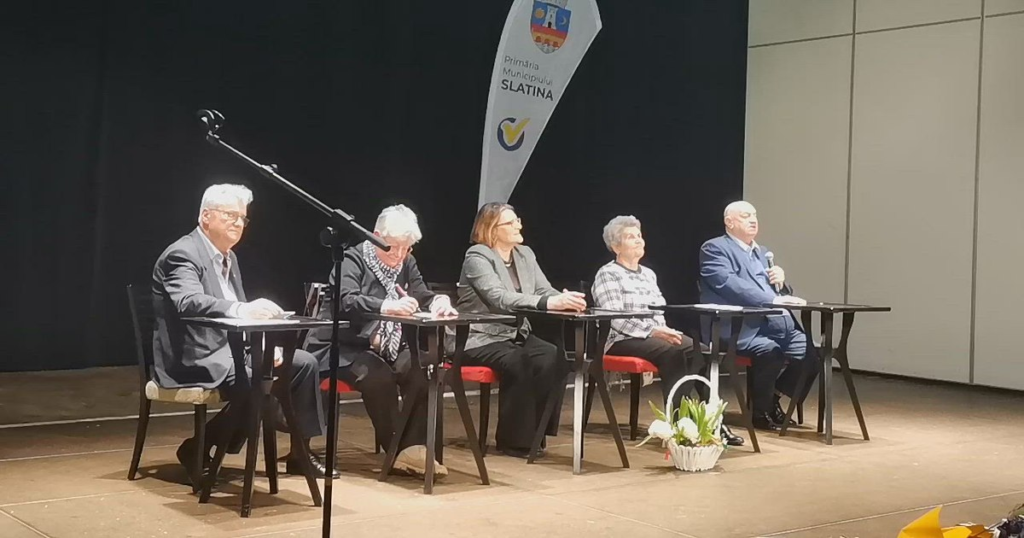Povestea orașului-amfiteatru, redată într-o carte-document. „Mai sunt doar două în țară: Slatina și Brăila”