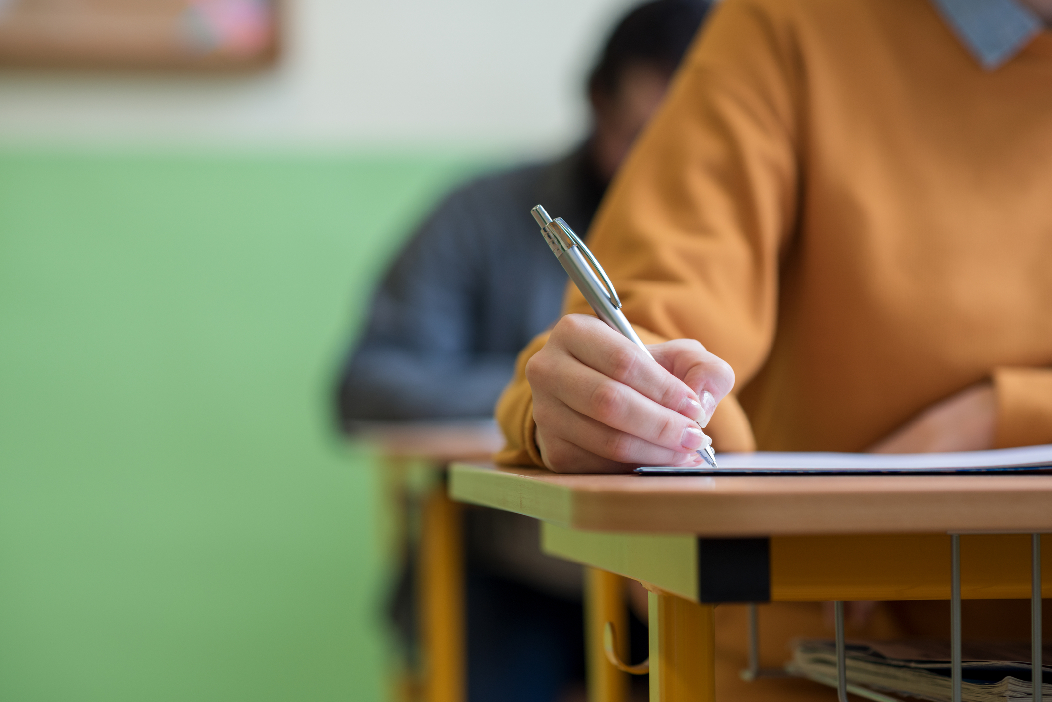 Modele de subiecte la Fizică la Simulare BAC 2026