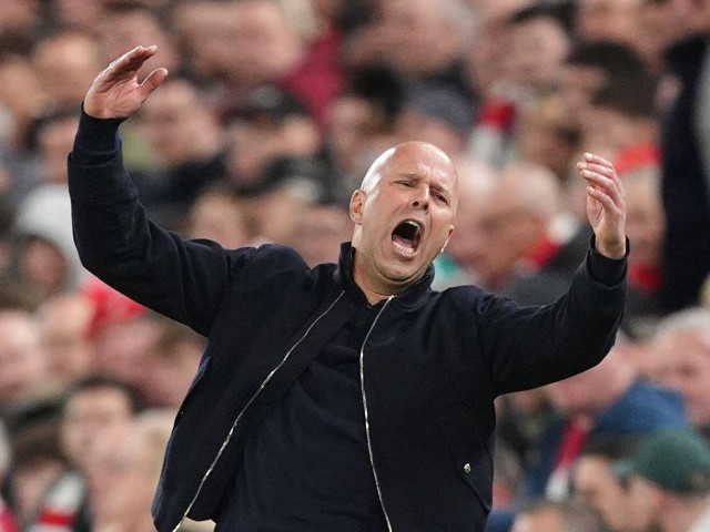 Ce a spus Arne Slot despre marele meci PSG -a accidentat