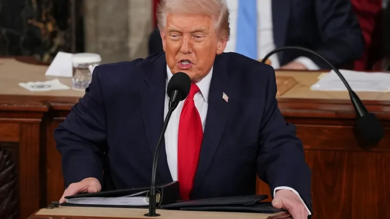 Ofertă cu miză uriașă pentru Hamas: Consiliul pentru Pace al lui Trump vrea dezarmare ‘fără excepţii’ în schimbul reconstrucției Gazei