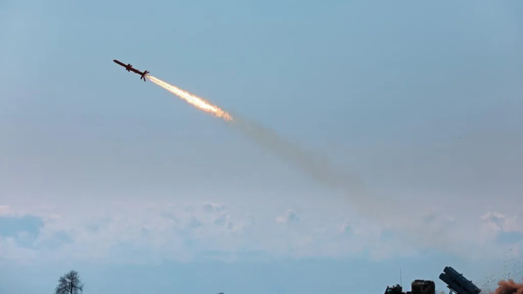 Marea Britanie exclude baza Akrotiri din acordul militar cu SUA
