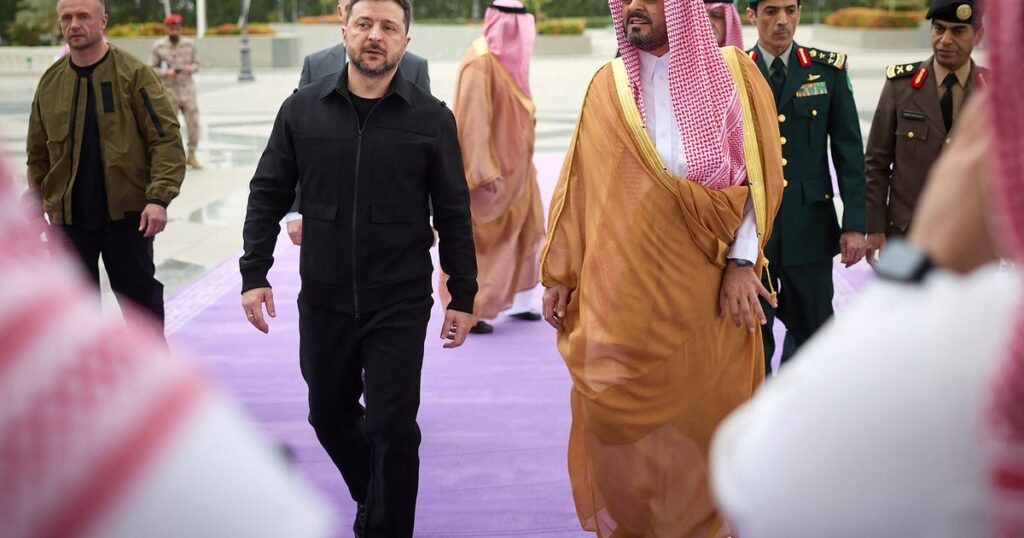 Volodimir Zelenski, vizită neanunțată în Arabia Saudită pentru un acord de apărare aeriană