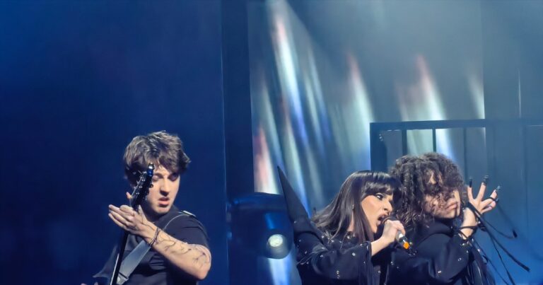 Reprezentanta României la Eurovision rupe tăcerea despre piesa „Choke Me”. Ce mesaj transmite de fapt melodia care a stârnit controverse