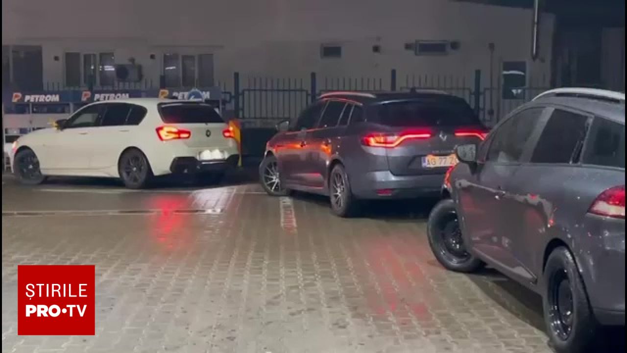 Nemulțumiți de scumpirea carburanților, zeci de șoferi din Pitești au organizat un protest. Mulți au fost amendați