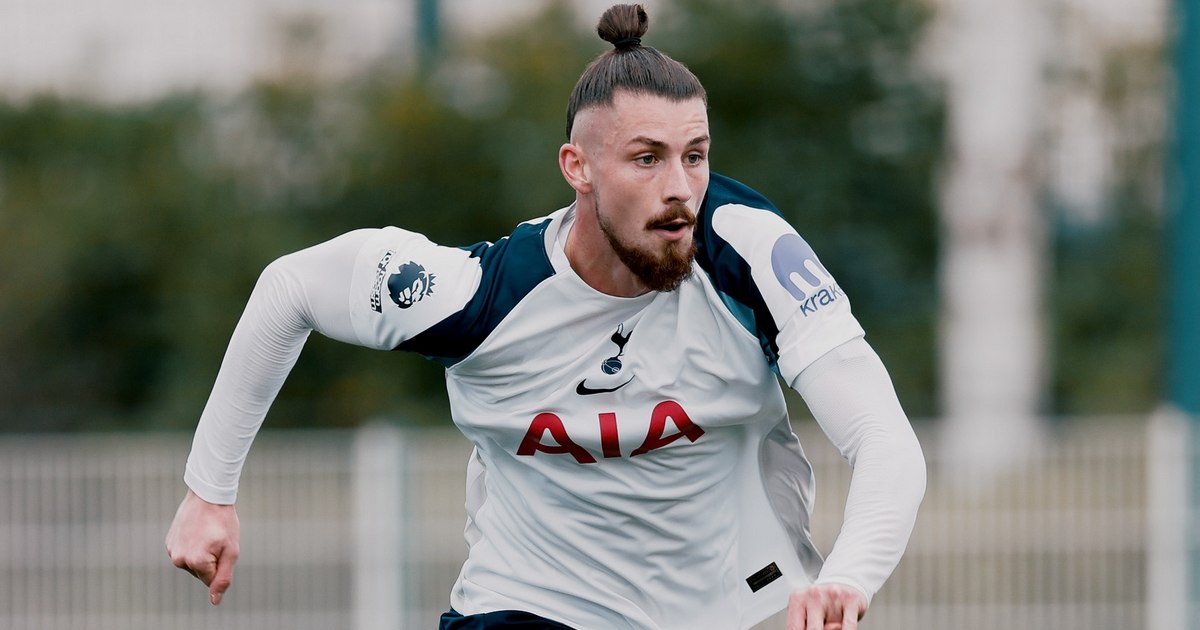 Lovitură pentru Radu Drăgușin. Numirea noului antrenor de la Tottenham, cea mai nefavorabilă variantă pentru român