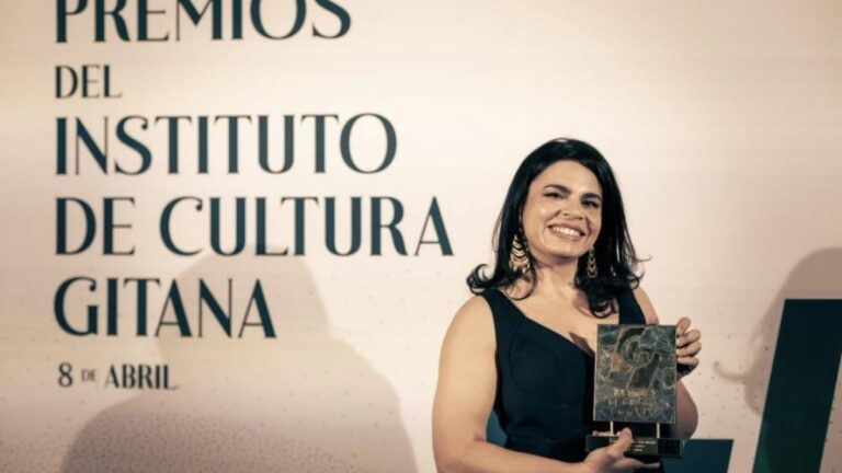 Alina Șerban, premiată la Madrid de Ziua Internațională a Romilor pentru performanțele din „Gipsy Queen”