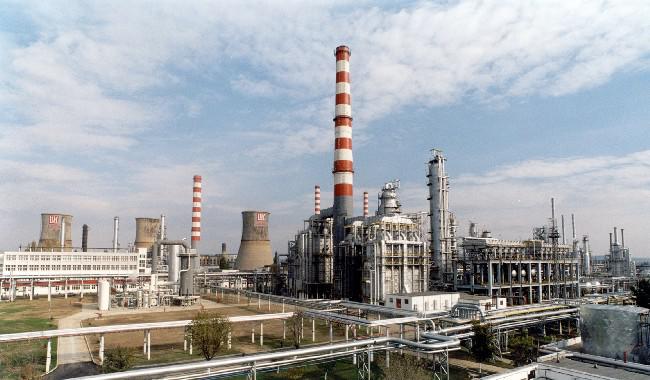 România a primit derogare din partea guvernului american pentru a reporni rafinăria Petrotel Lukoil, anunță Ministrul Energiei: „21% din producția țării va fi asigurată”