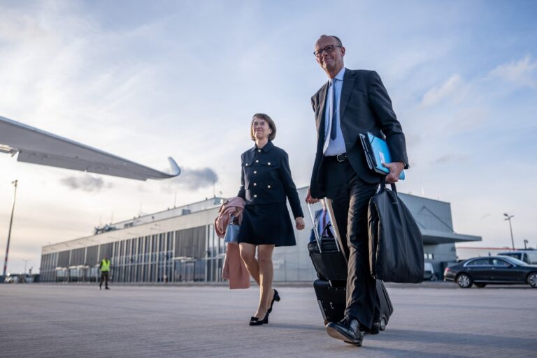 Cancelarul Merz spune că a zbura mai puțin „nu este o opțiune pentru Germania”