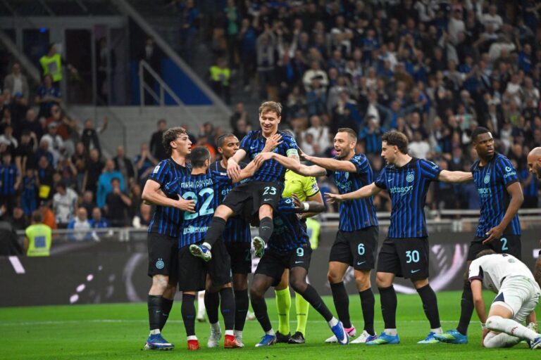 Au pus șampania la rece: Inter a „demolat-o” și pe Cagliari » Cristi Chivu e tot mai aproape de titlu în Serie A