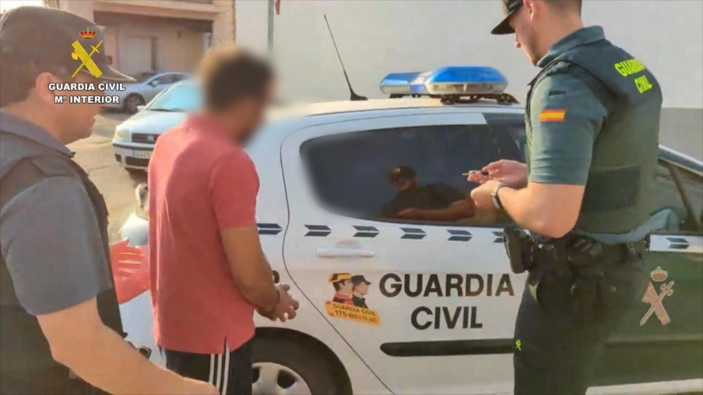 Român urmărit de Interpol, prins după un control de rutină în trafic, în Spania