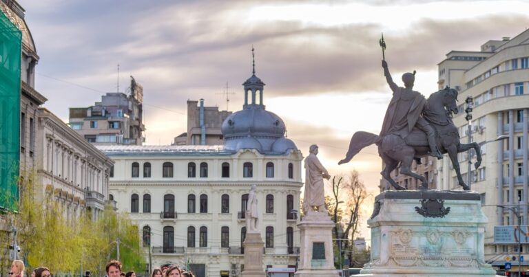 Românii ar putea avea încă un liber legal pe an. Ce importanță majoră în istoria României are ziua pentru care s-a depus proiect de lege