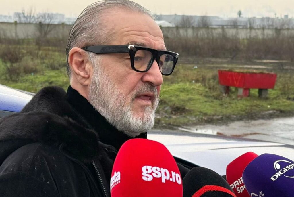 Gigi Becali l-ar fi dat afară imediat după Farul