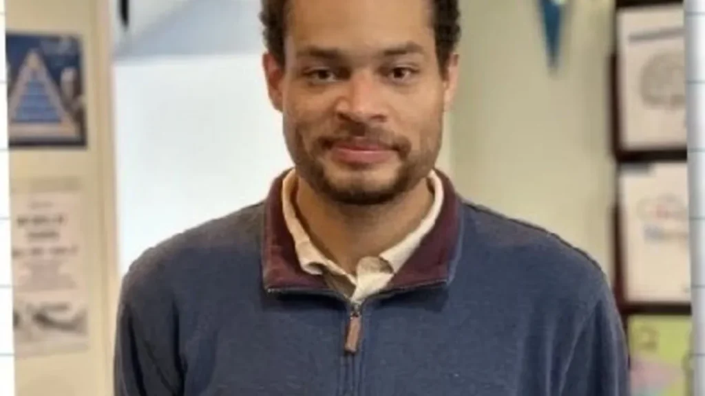 Suspectul de la Cina Corespondenților este susținător al Kamalei Harris, un profesor cu jumătate de normă și dezvoltator de jocuri video din California