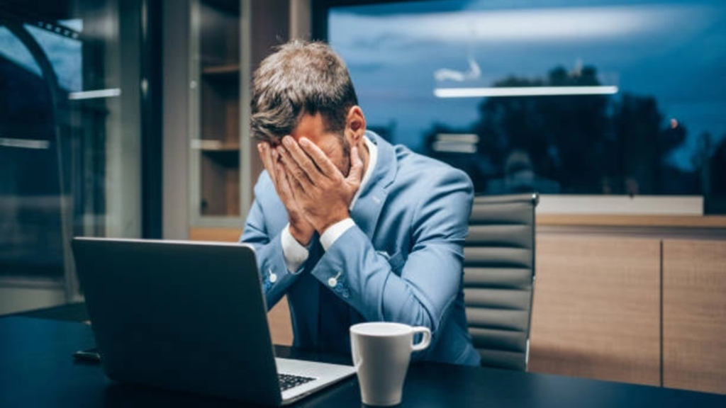 Revoluția AI declanșează un nou val masiv de concedieri la giganții Meta și Microsoft
