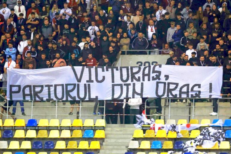 „Victoraș, pariorul din oraș” » Gâlcă, întrebat frontal acuzele grave ale suporterilor Rapidului