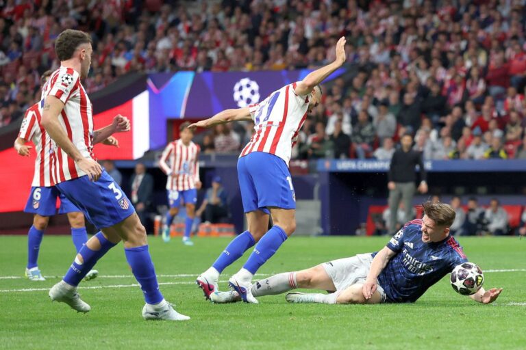 Penalty controversat în Atletico