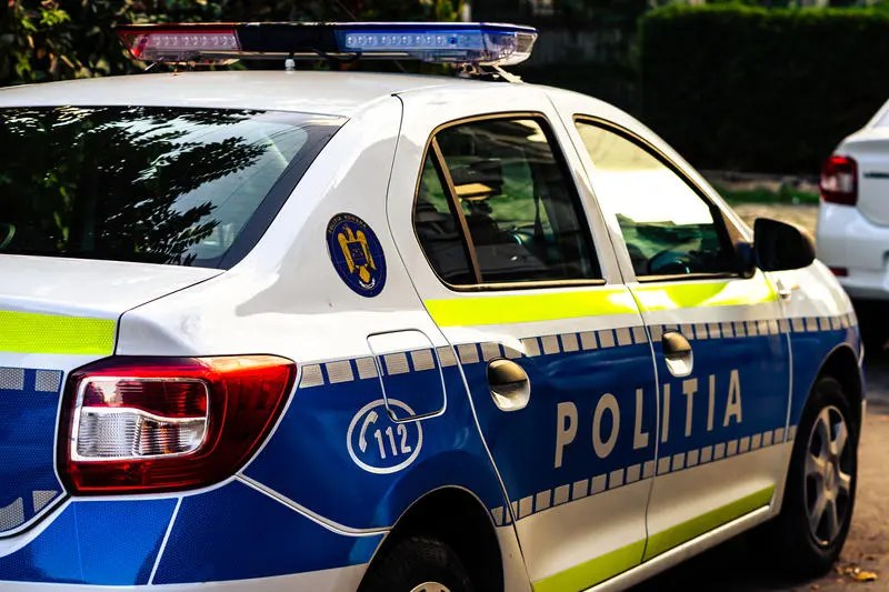 Român anchetat după ce și-a răpit fosta iubită pe o autostradă din Austria. Anunțul polițiștilor mureșeni
