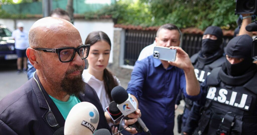Decizia definitivă a instanței: Cristian Popescu Piedone va fi judecat pentru corupție în dosarul hotelului din Sinaia