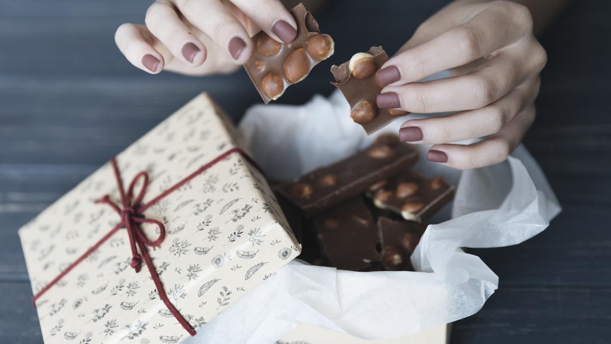 Ce se întâmplă dacă mănânci ciocolată înainte de somn