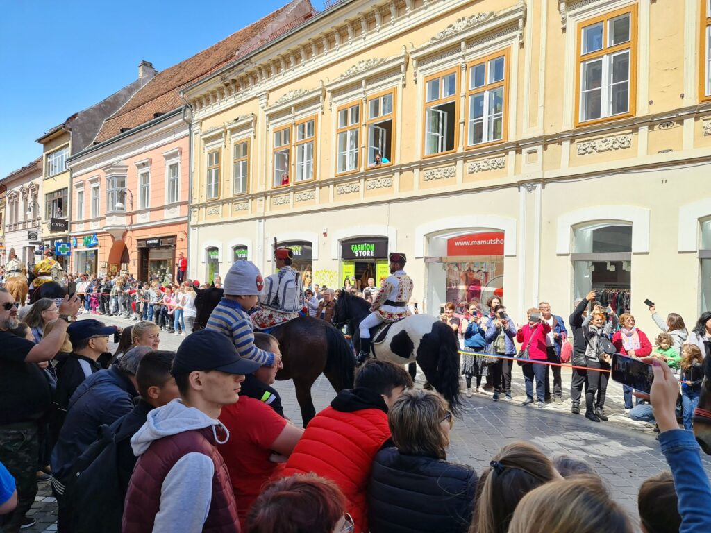 România are 41 de județe. Turismul are cinci