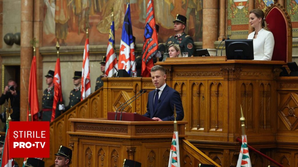 Noul premier al Ungariei și-a prezentat cei 3 copii și spune că este ultima oară când face asta. Cum arată fiii săi | FOTO