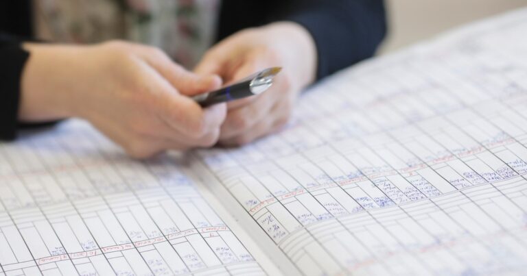 Gradația de merit în 2026. Ce profesori pot primi bani în plus la salariu din septembrie