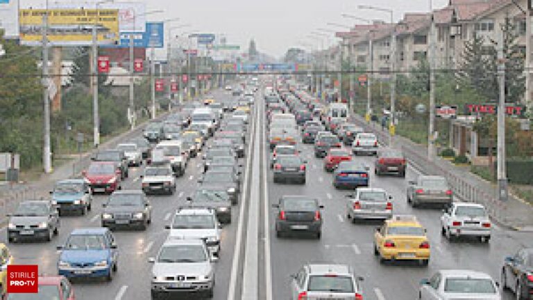 Restricţii pe cel mai circulat drum din România. Traficul va fi deviat, timp de o lună, pe câte o bandă pe ambele sensuri