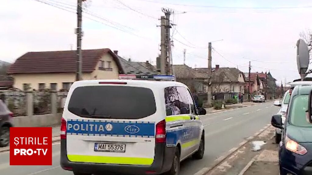 Un şofer de microbuz şcolar din Dâmboviţa a înghesuit în maşină un număr de copii aproape dublu. Ce amendă a primit. VIDEO