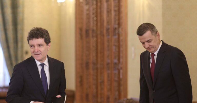 Zile decisive pe scena politică: varianta unui premier tehnocrat câștigă teren, dar majoritatea rămâne incertă