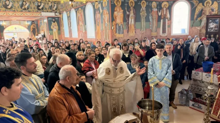 FOTO Un preot român din Spania vorbește despre credință, comunitate și dorul de acasă: ‘Ascult oamenii, mă rog cu ei și încerc să le dau speranță’