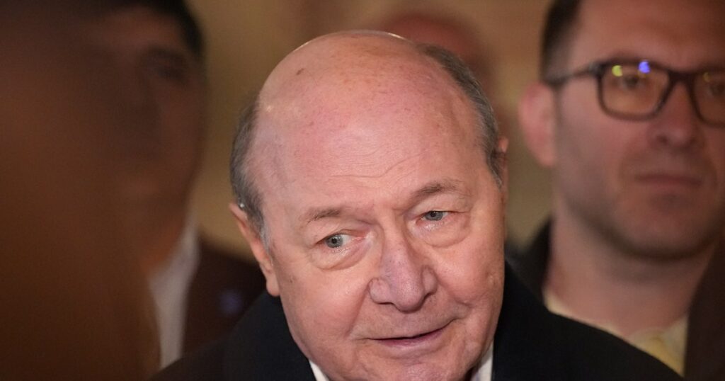 Traian Băsescu, reacție vehementă la criza politică: „Niște amatori de proastă calitate”. Ce spune despre varianta unui premier tehnocrat