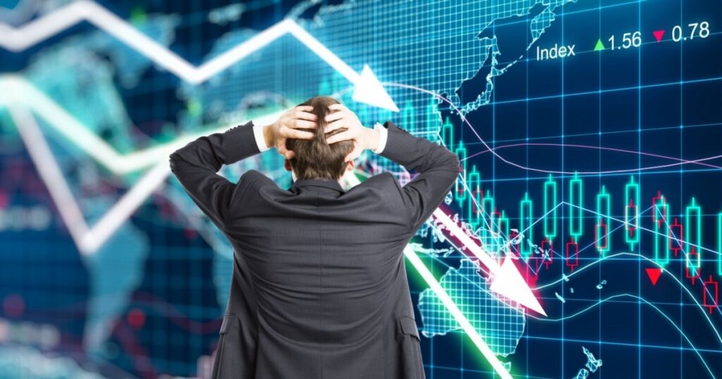 Economia României, în cădere cu 1,2% în primul trimestru. Domeniile care au înregistrat cele mai mari scăderi