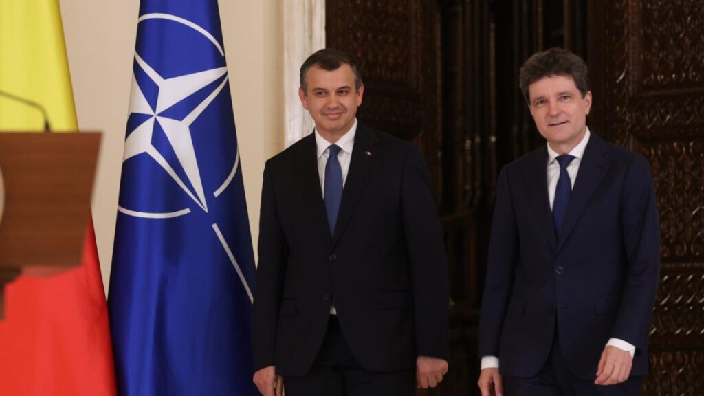 Eugen Tomac, desemnat premier. Nicuşor Dan devine preşedinte jucător, spune Bogdan Chirieac