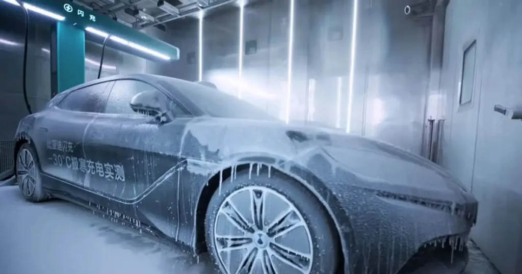 Gigantul auto chinez BYD uimește lumea: încărcare în 12 minute la temperaturi de -30°C