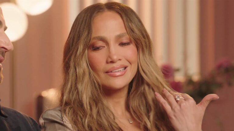 Scena explicită din cel mai popular film de acum de pe Netflix, cu Jennifer Lopez, care i-a „traumatizat” pe spectatori