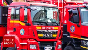 Incendiu puternic la o fermă din Milișăuți. 300 de porci au fost prinși în mijlocul flăcărilor