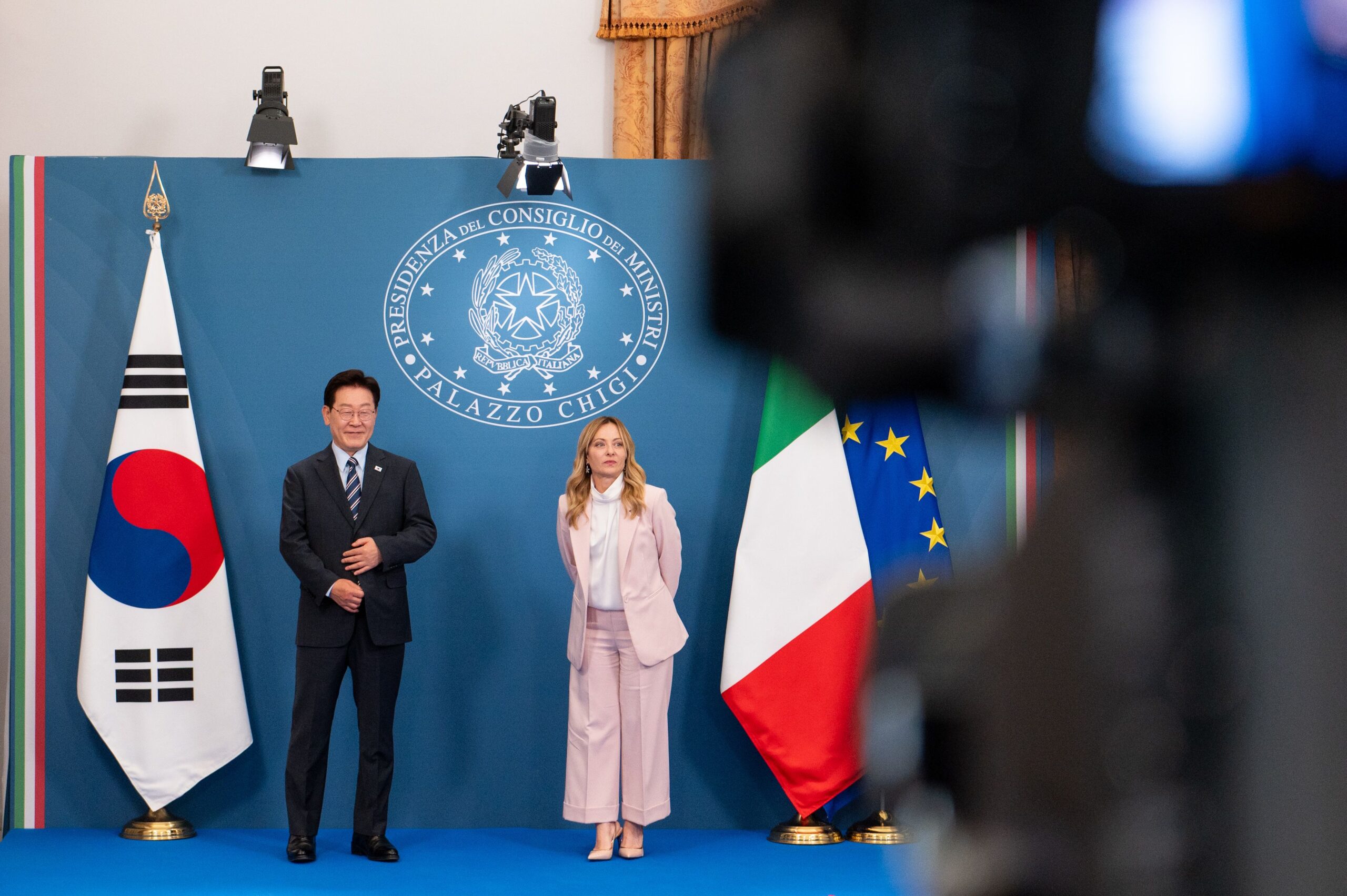 Italia și Coreea de Sud își consolidează cooperarea. Ce au convenit Giorgia Meloni și președintele sud-coreean