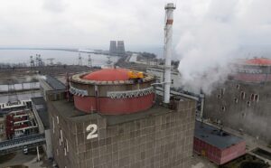 Centrala nucleară de la Zaporojie a fost reconectată la reţeaua electrică