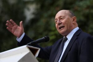 Băsescu, după mutarea lui Nicușor Dan: „A procedat corect cu Veștea”. Mesaj dur pentru Bolojan: „Să aibă maturitate”