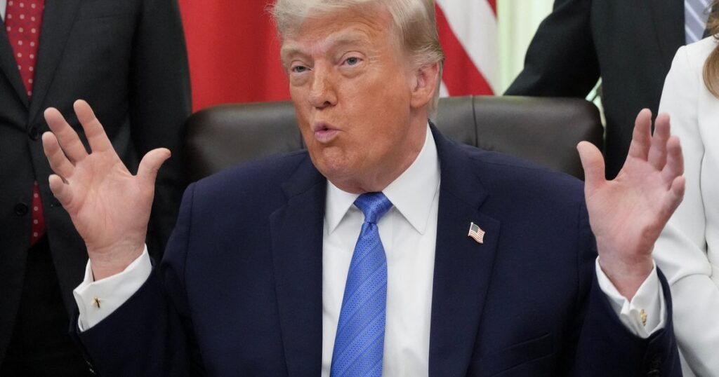 „Să curgă petrolul!”. Trump anunță cu entuziasm încheierea unui acord cu Iranul